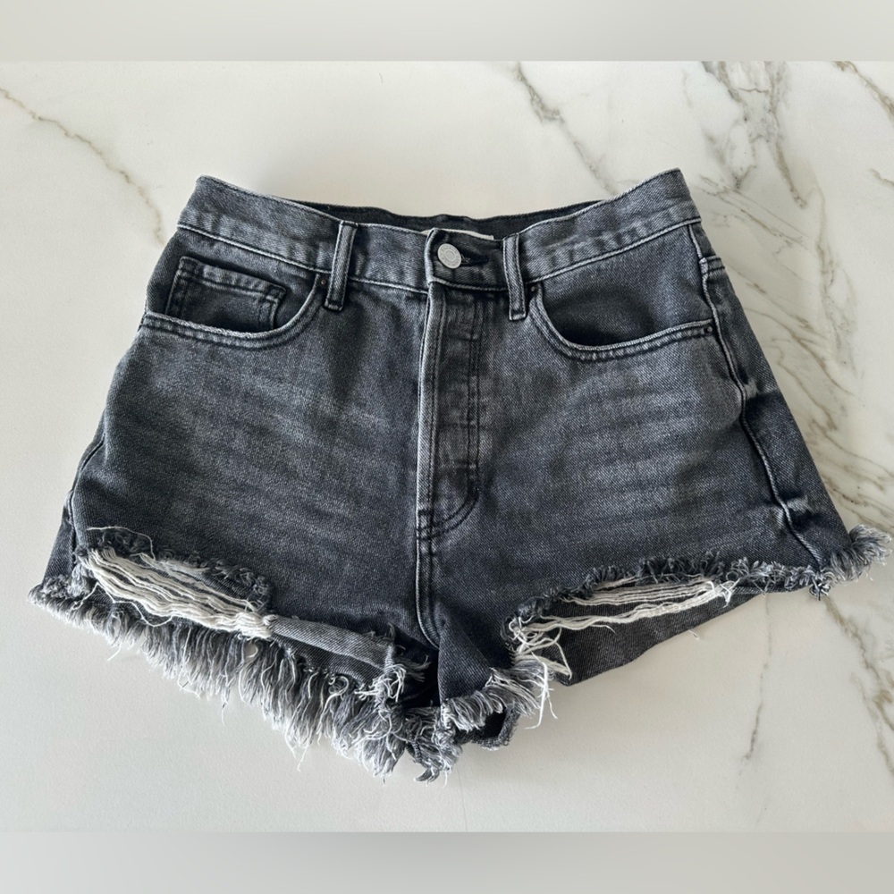 PacSun Women’s Vintage High Rise Denim Short, Black, Size-26